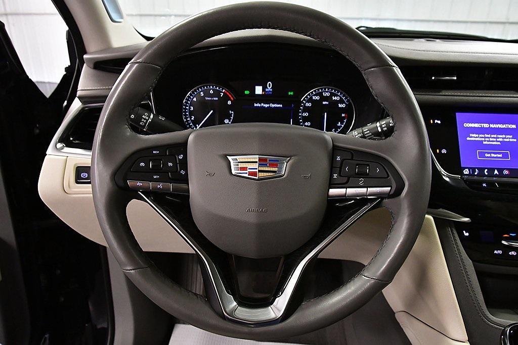 used 2022 Cadillac XT6 car, priced at $36,995