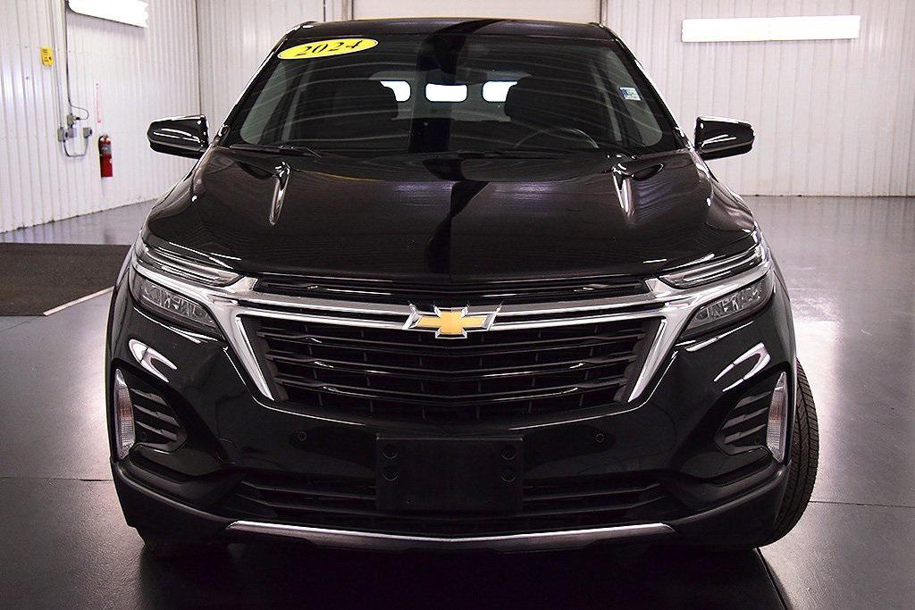 used 2024 Chevrolet Equinox car, priced at $24,000