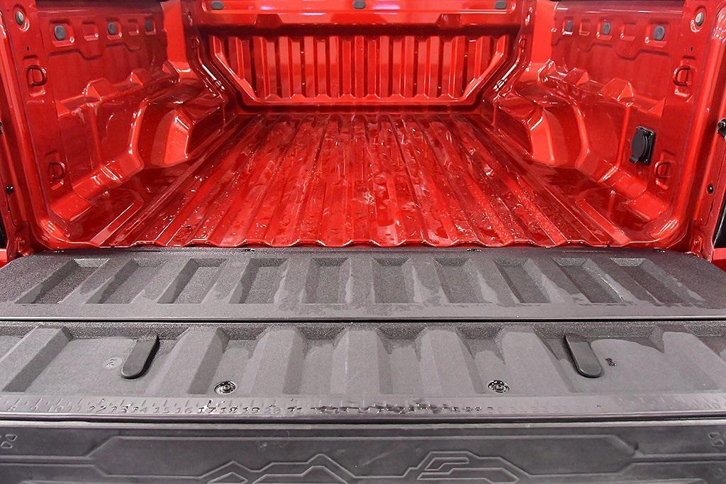 used 2024 GMC Canyon car, priced at $40,895