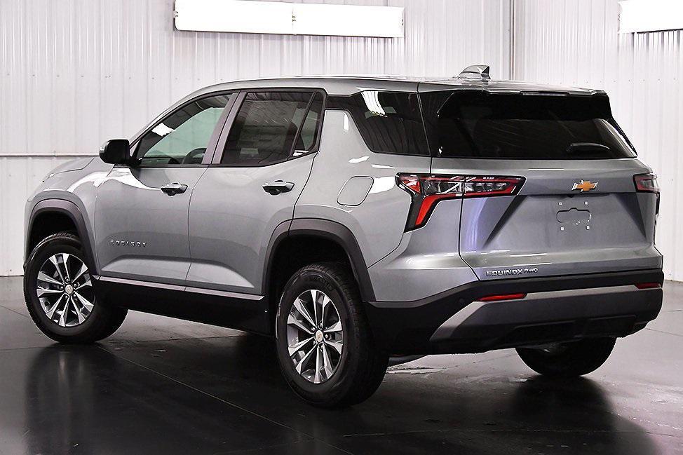 new 2025 Chevrolet Equinox car, priced at $31,995