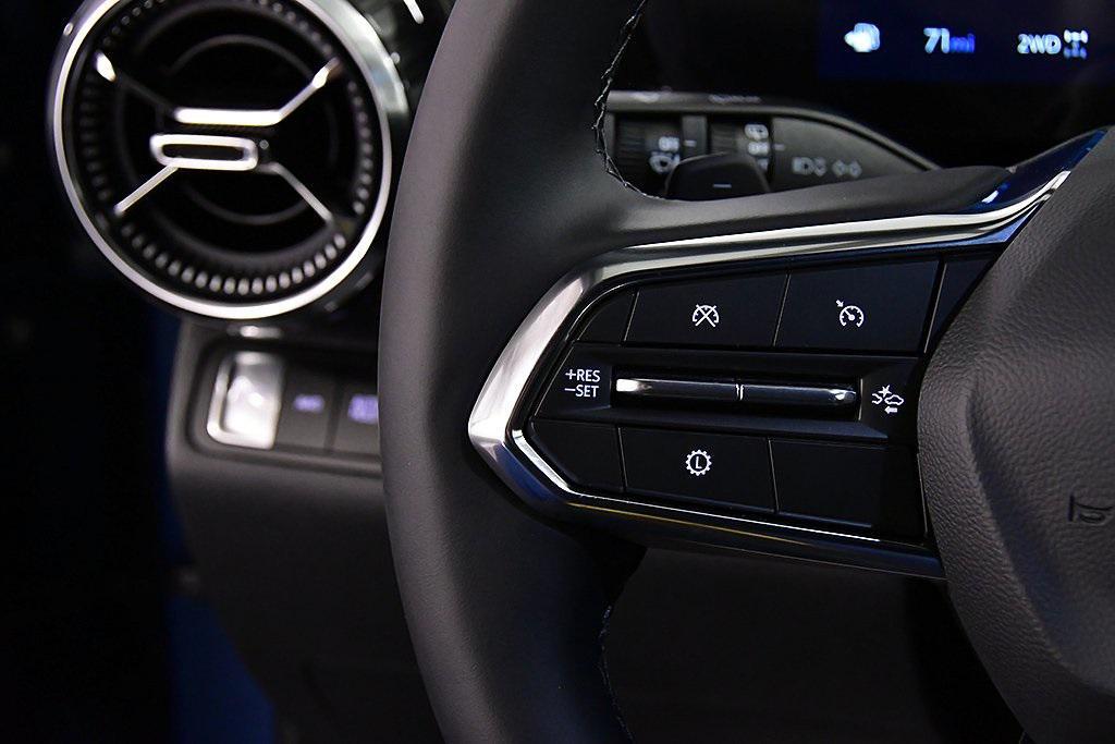 new 2026 Chevrolet Equinox car, priced at $33,685