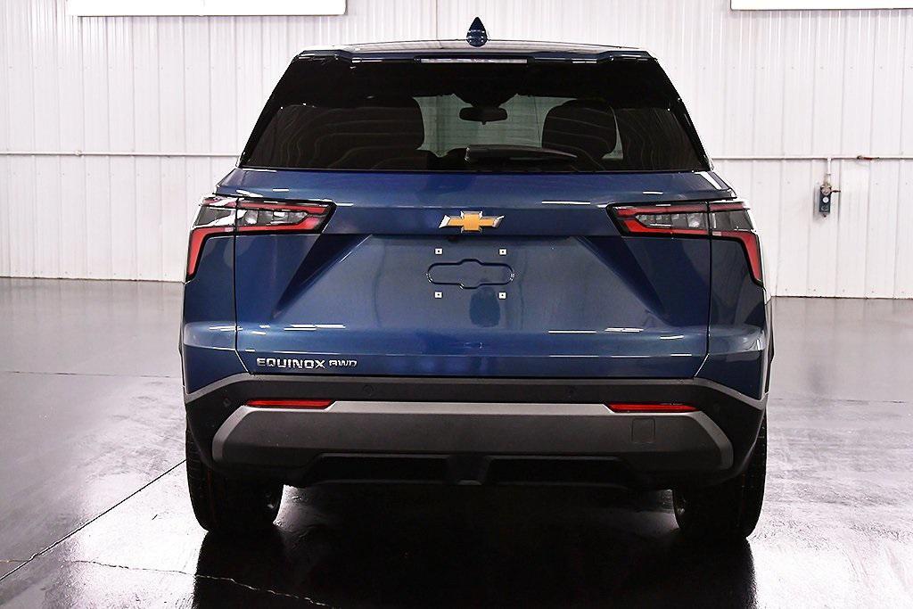 new 2026 Chevrolet Equinox car, priced at $33,685