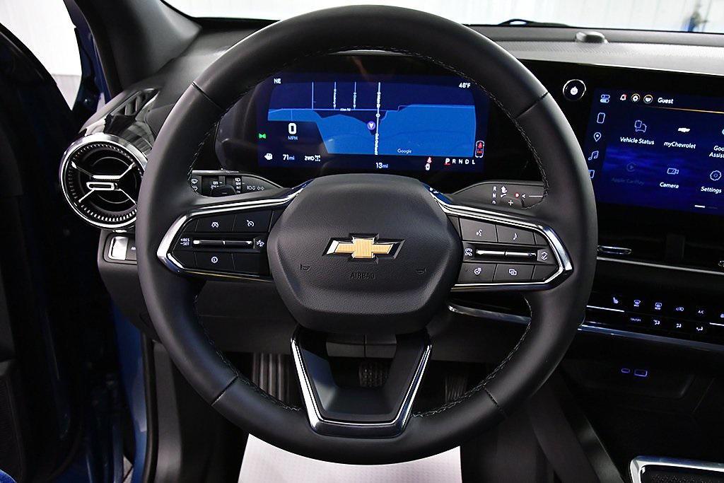 new 2026 Chevrolet Equinox car, priced at $33,685