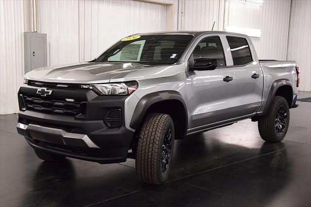 new 2024 Chevrolet Colorado car, priced at $43,240