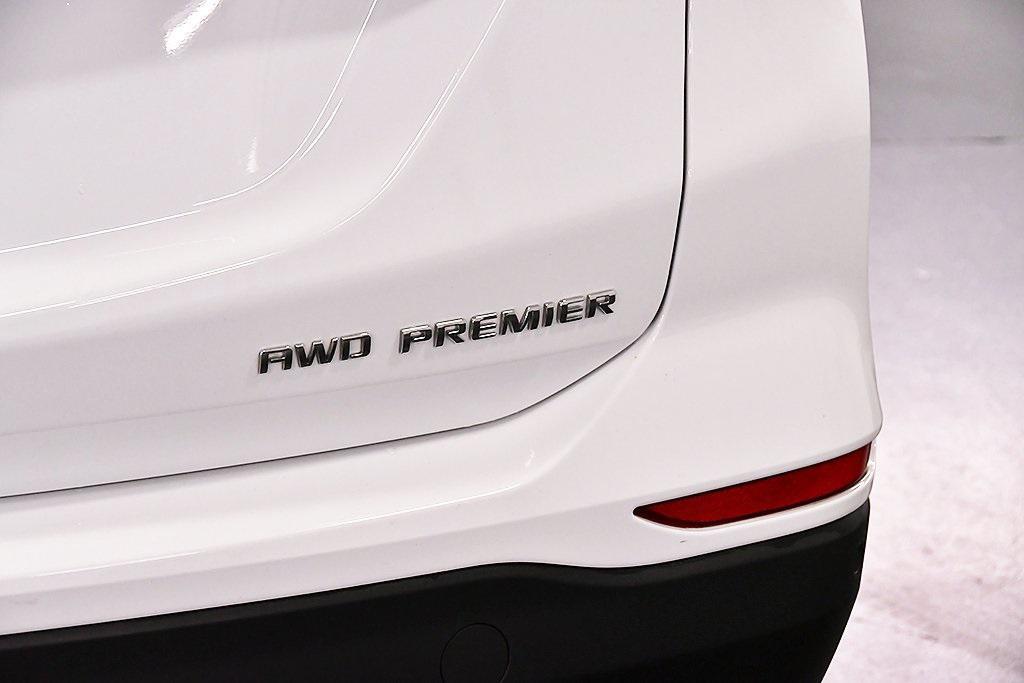 used 2022 Chevrolet Equinox car, priced at $22,994