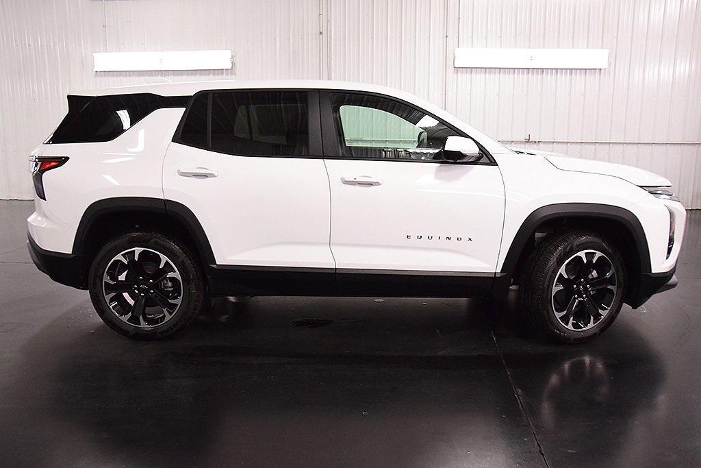 new 2026 Chevrolet Equinox car, priced at $36,355