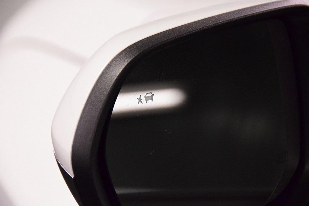 new 2026 Chevrolet Equinox car, priced at $36,355