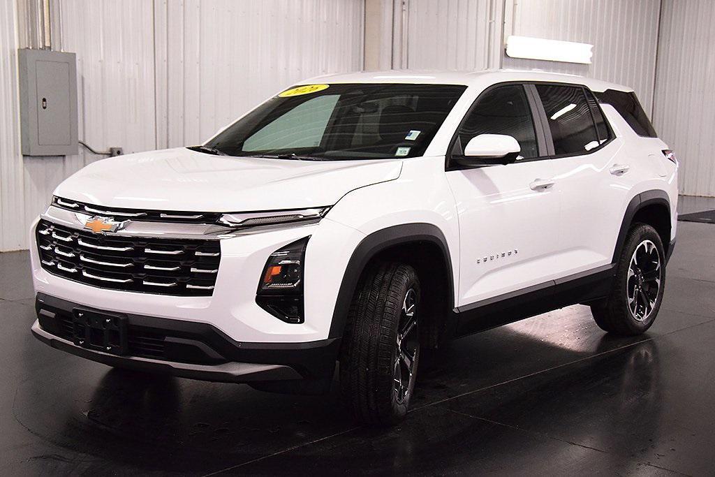 new 2026 Chevrolet Equinox car, priced at $36,355