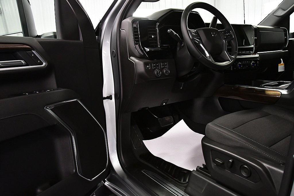 new 2026 Chevrolet Silverado 3500 car, priced at $80,965