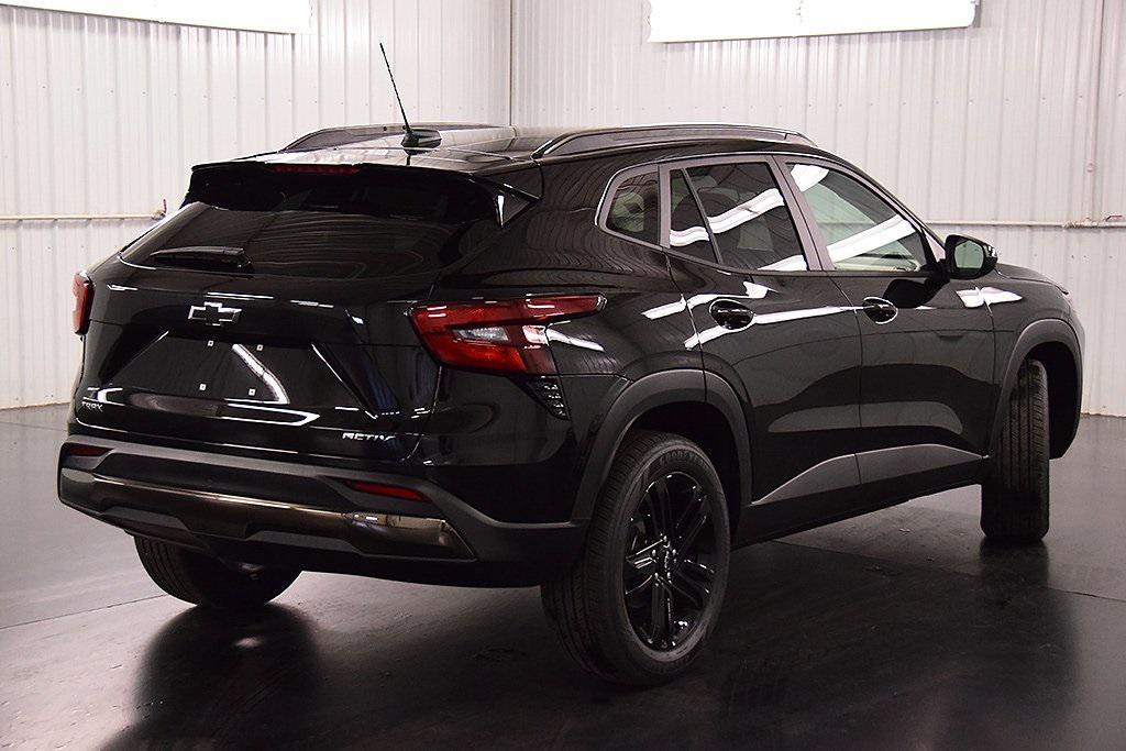 new 2025 Chevrolet Trax car, priced at $26,690