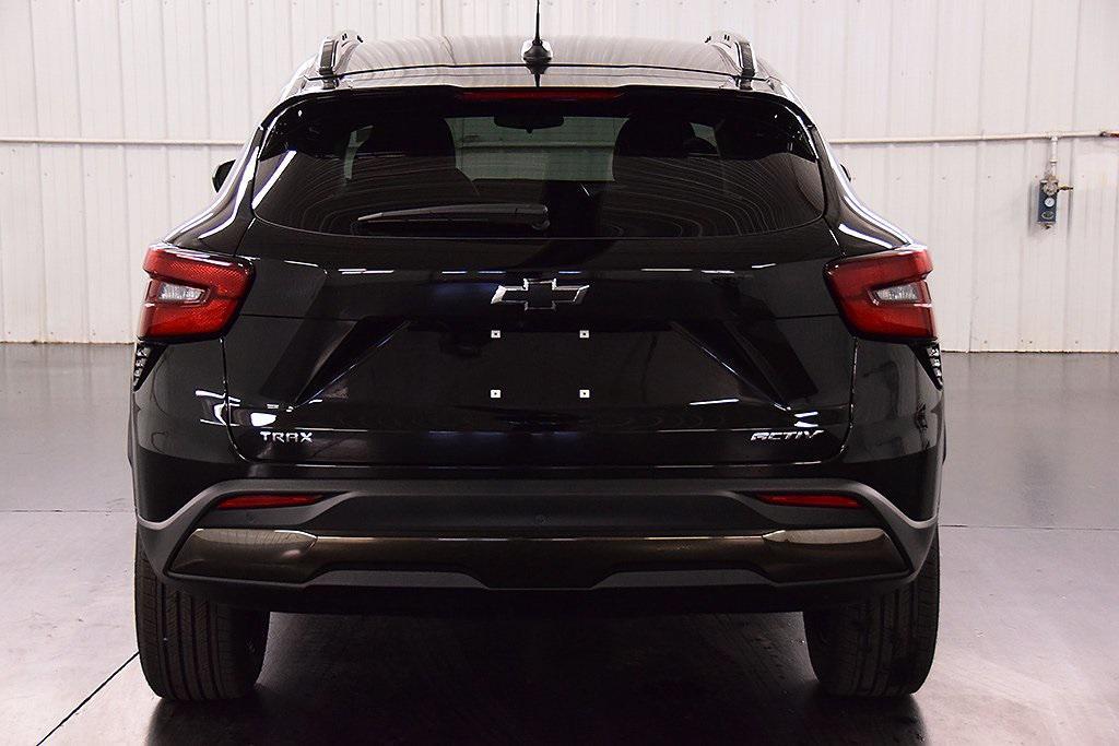 new 2025 Chevrolet Trax car, priced at $26,690