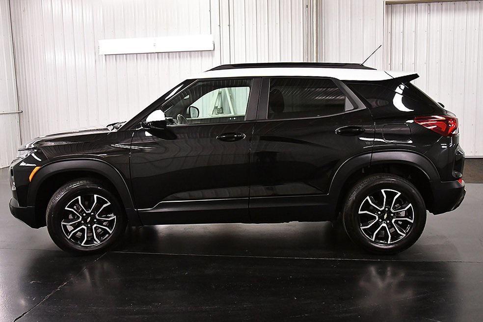 used 2023 Chevrolet TrailBlazer car, priced at $22,735