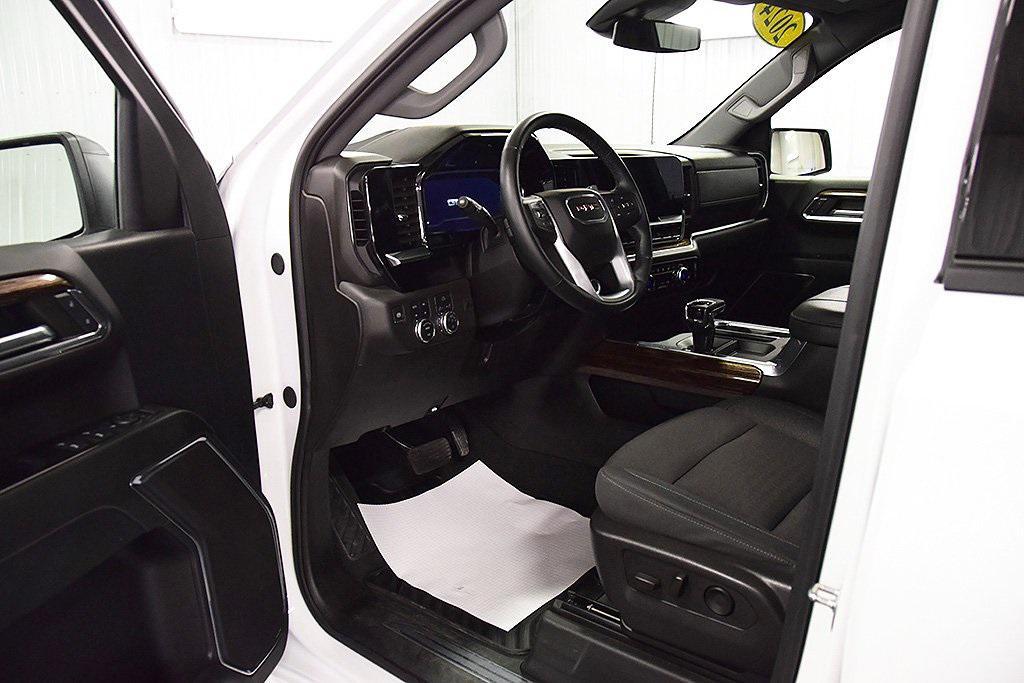 used 2024 GMC Sierra 1500 car, priced at $51,737