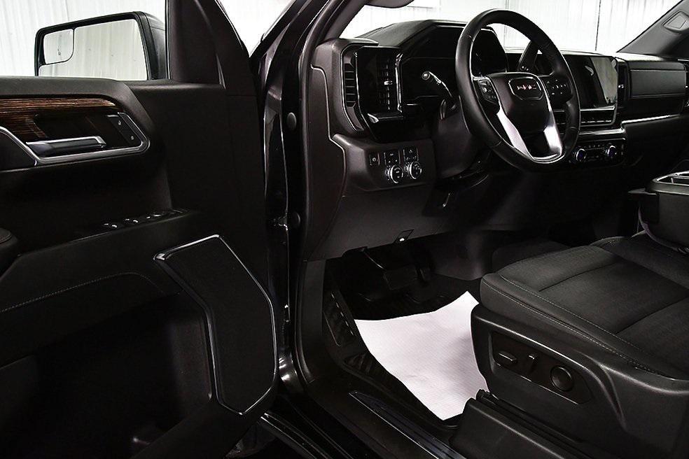 used 2023 GMC Sierra 1500 car, priced at $42,999