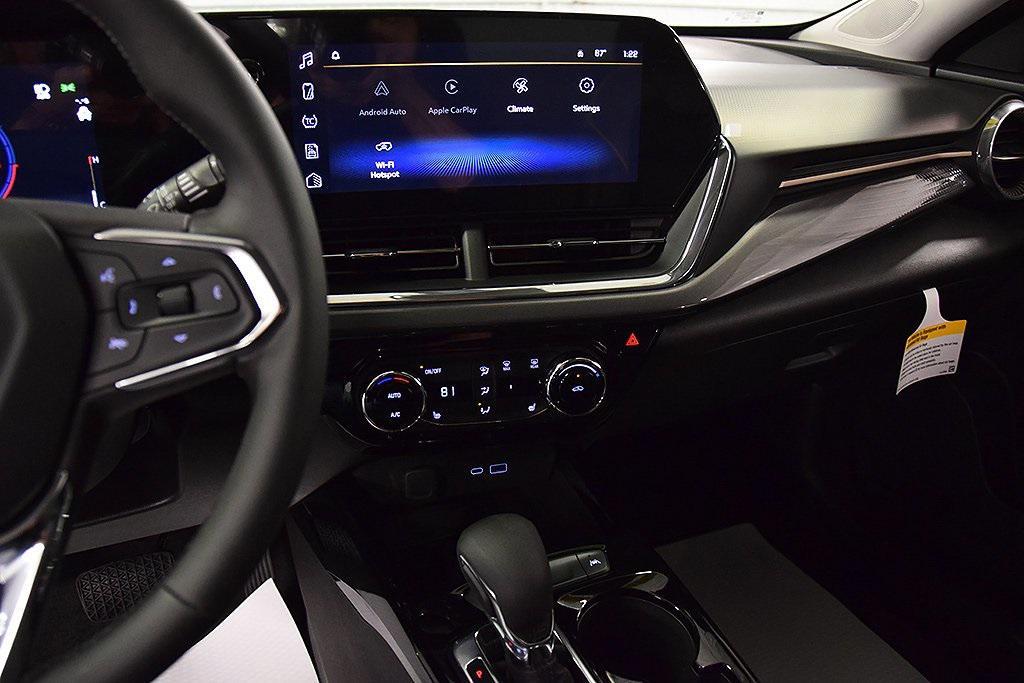 new 2025 Chevrolet Trax car, priced at $26,160