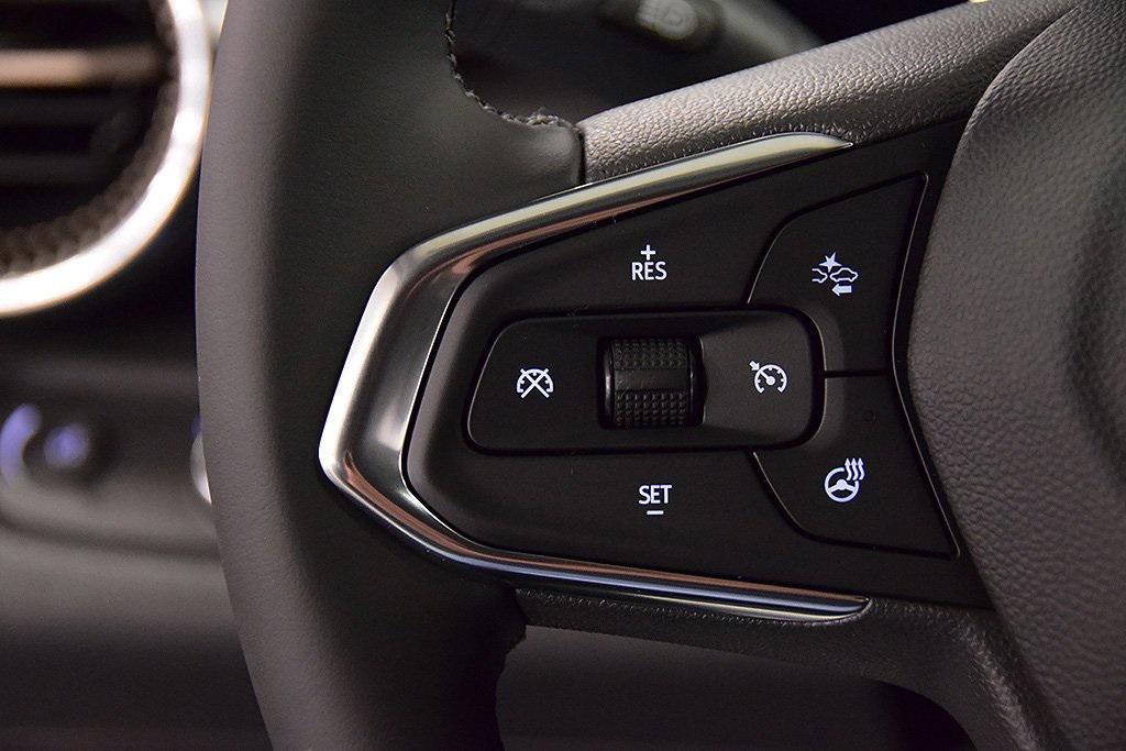 new 2025 Chevrolet Trax car, priced at $26,160