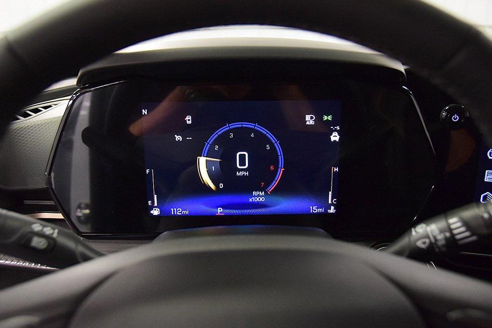 new 2025 Chevrolet Trax car, priced at $26,160