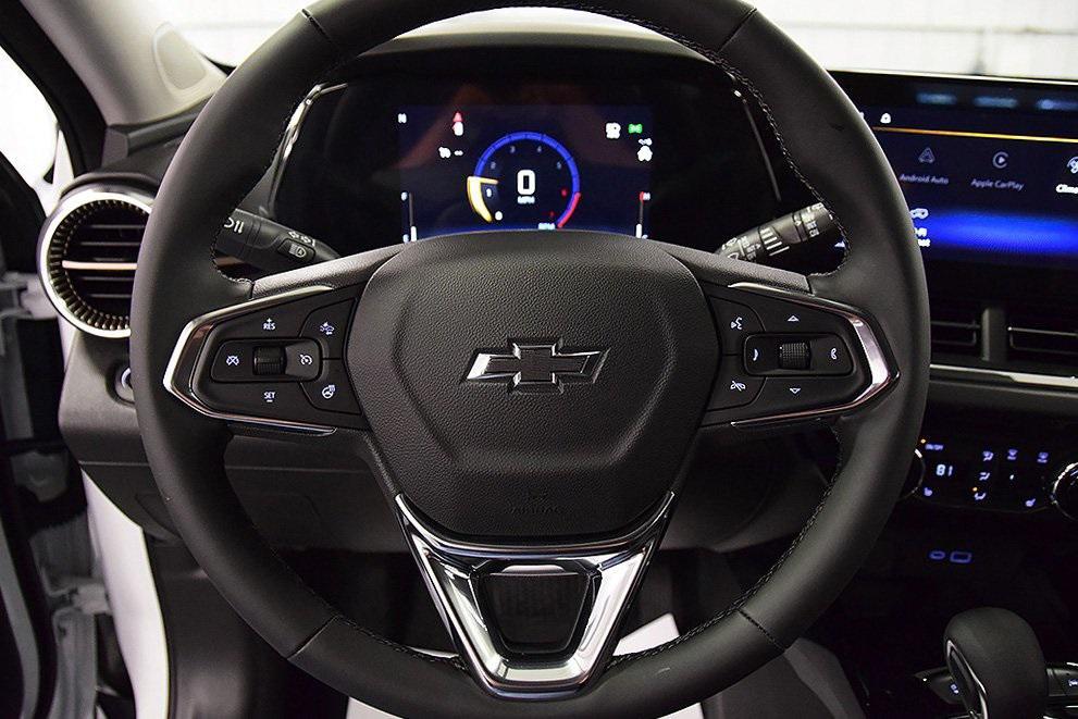 new 2025 Chevrolet Trax car, priced at $26,160