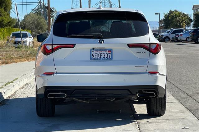 used 2023 Acura MDX car, priced at $43,495