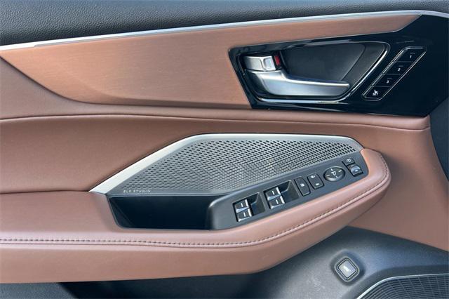 used 2023 Acura MDX car, priced at $41,495