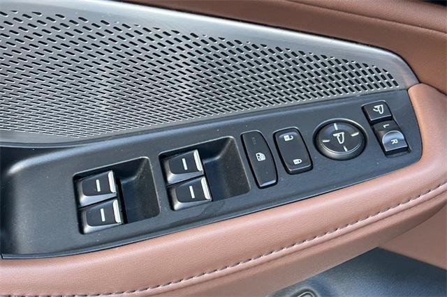 used 2023 Acura MDX car, priced at $41,495