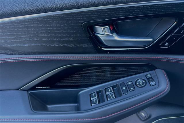 new 2025 Acura MDX car, priced at $77,200
