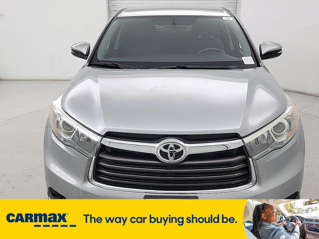 used 2015 Toyota Highlander car, priced at $16,998