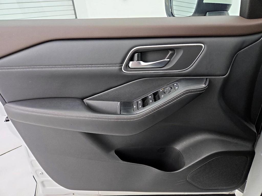 used 2021 Nissan Rogue car, priced at $22,998