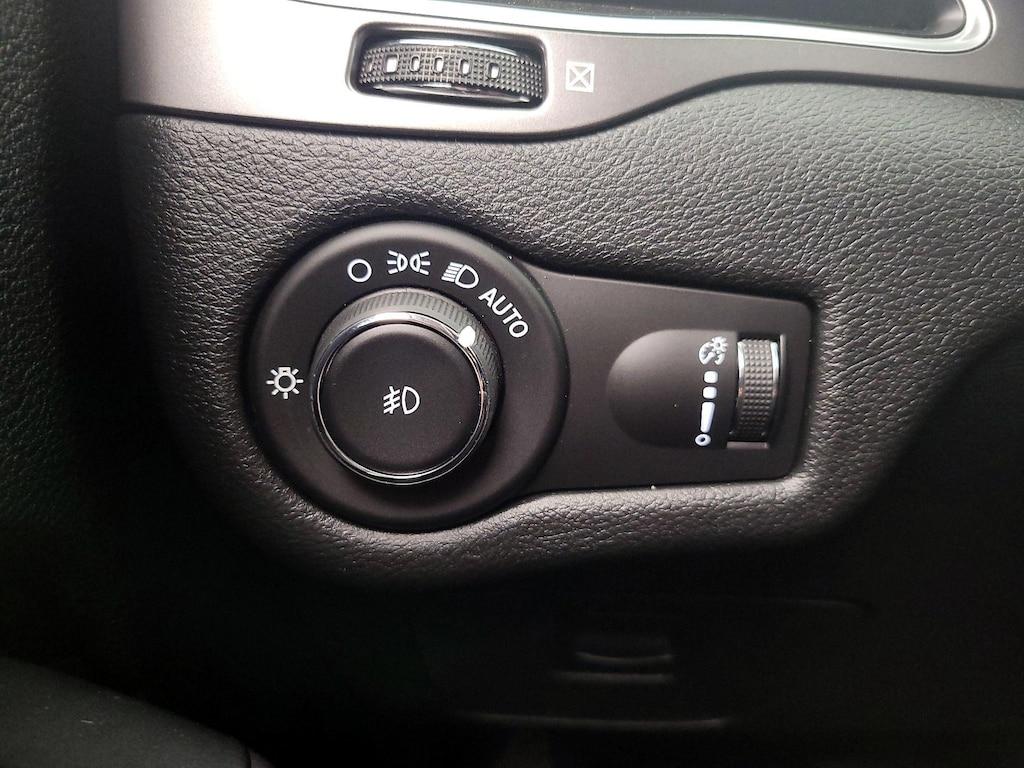used 2019 Jeep Cherokee car, priced at $16,998
