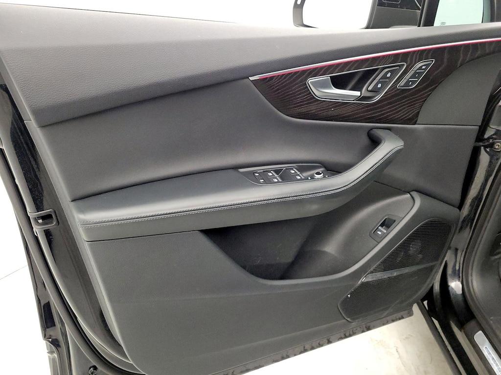 used 2022 Audi Q7 car, priced at $43,998