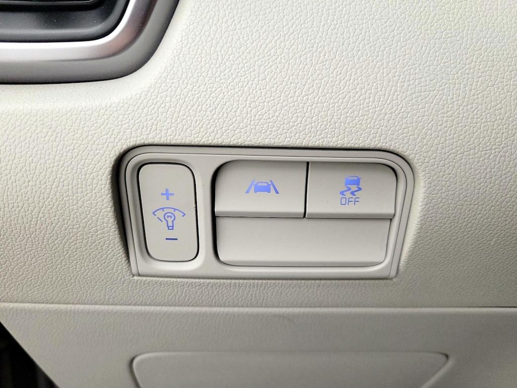 used 2021 Kia Sorento Hybrid car, priced at $30,998