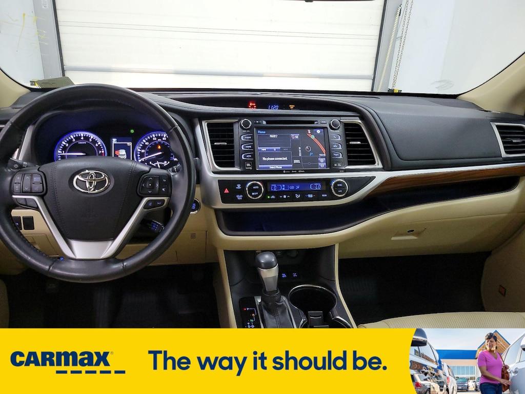 used 2018 Toyota Highlander car, priced at $29,998