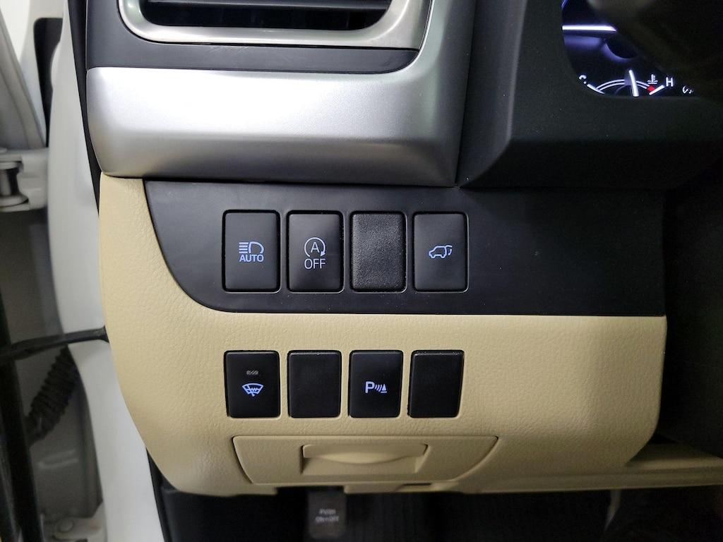used 2018 Toyota Highlander car, priced at $29,998