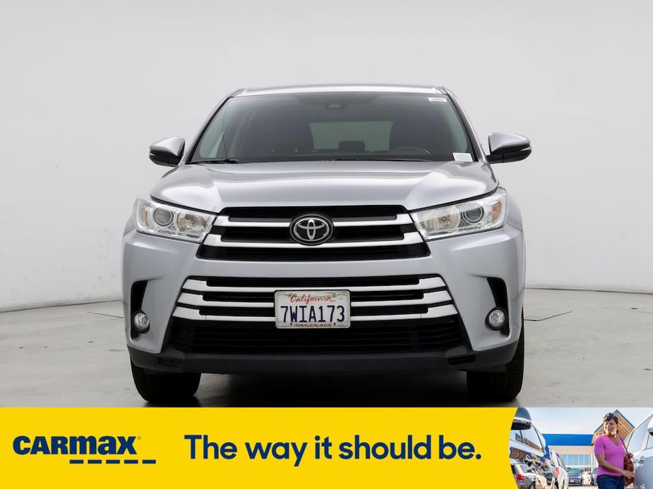 used 2017 Toyota Highlander car, priced at $22,998