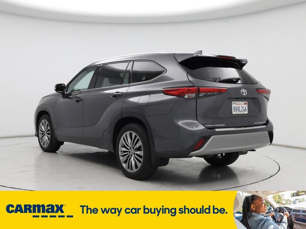 used 2021 Toyota Highlander car, priced at $44,998