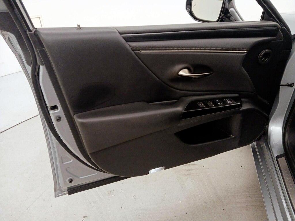 used 2022 Lexus ES 300h car, priced at $33,998