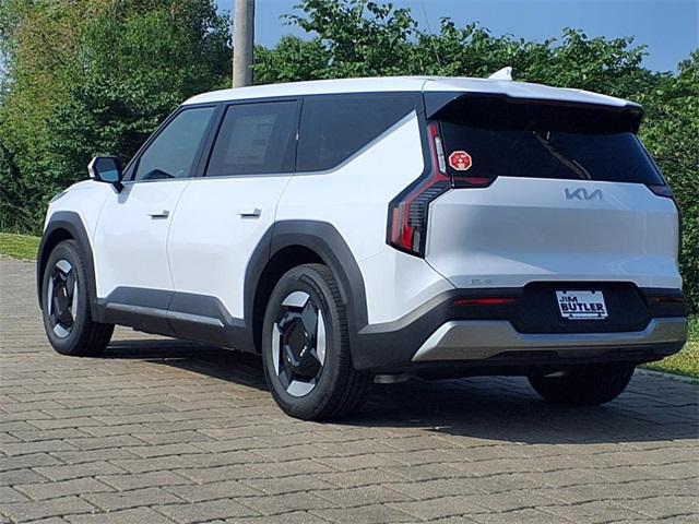 new 2026 Kia EV9 car, priced at $60,315