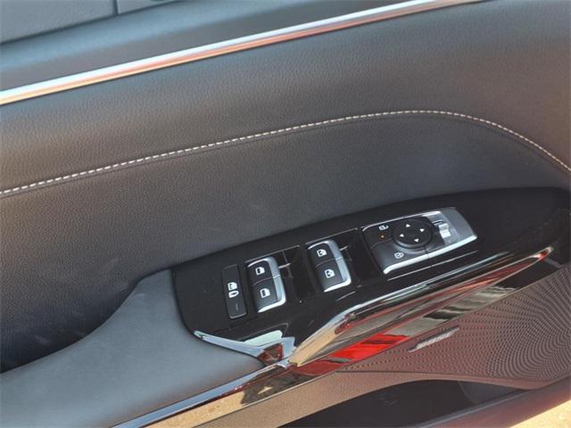 new 2025 Kia K5 car, priced at $31,750