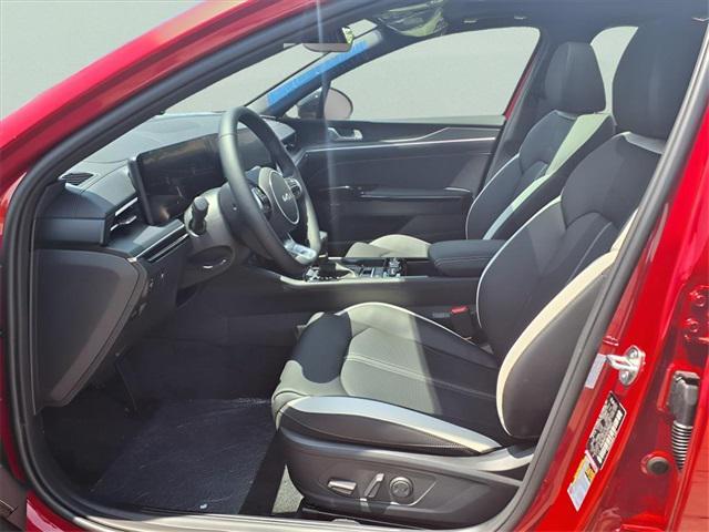 new 2025 Kia K5 car, priced at $31,750