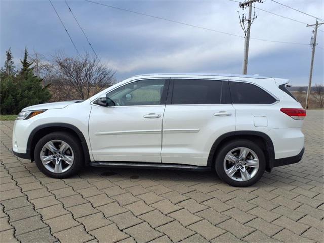 used 2017 Toyota Highlander car, priced at $19,902