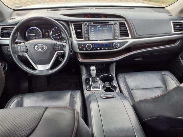 used 2017 Toyota Highlander car, priced at $19,902