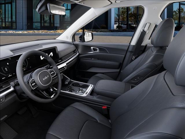 new 2025 Kia Carnival car, priced at $47,570
