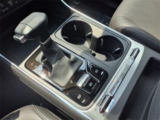 new 2025 Kia Carnival car, priced at $47,570