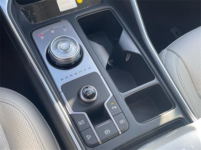 new 2025 Kia Sorento Hybrid car, priced at $38,890