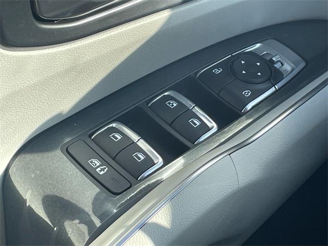 new 2025 Kia Sorento Hybrid car, priced at $38,890