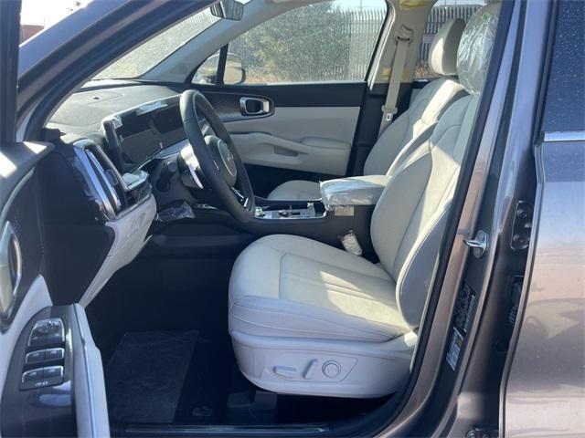 new 2025 Kia Sorento Hybrid car, priced at $38,890