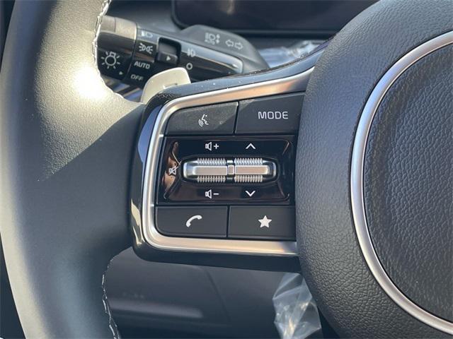 new 2025 Kia Sorento Hybrid car, priced at $38,890