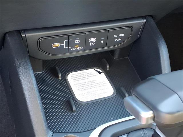 new 2025 Kia K4 car, priced at $27,110