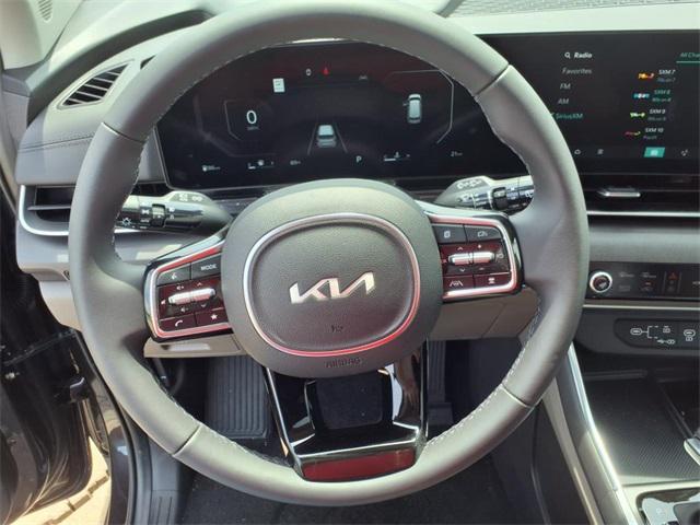 new 2025 Kia Carnival car, priced at $46,695