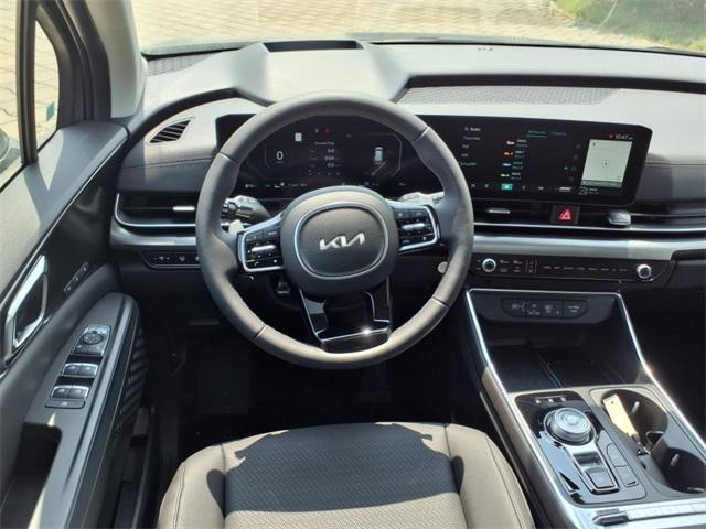 new 2025 Kia Carnival car, priced at $46,695